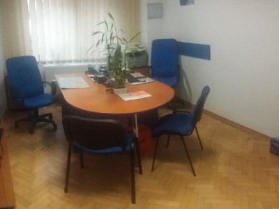 Birouri zona Cipariu -mobilier inclus