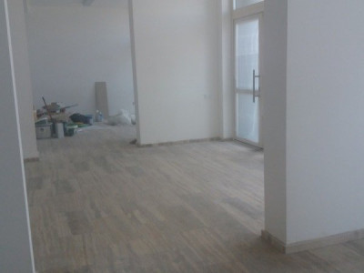 Spatiu comercial cu vitrina, zona Marasti