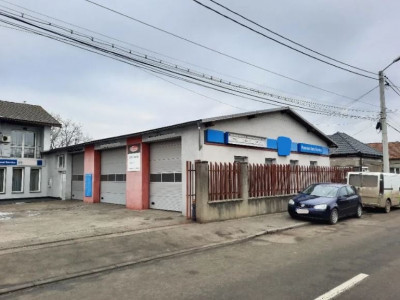 Spatiu comercial, pretabil service auto