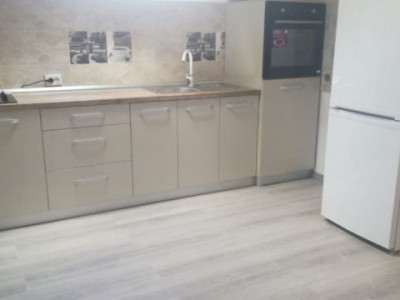 Apartament 3 cam zona Buna Ziua
