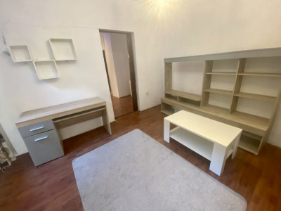 Apartament piața Mihai Viteazu 