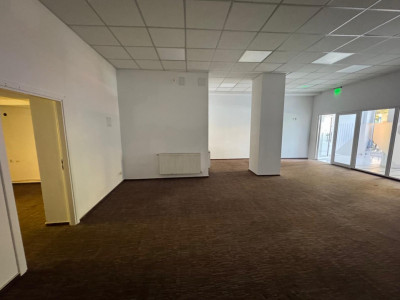 Spațiu comercial || Mănăștur 