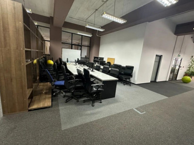 Spațiu de birouri  // Zona Centrala