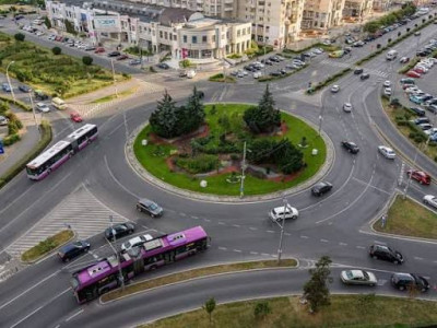 Spațiu comercial || Mărăști 