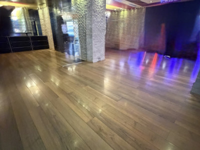 Showroom str București 
