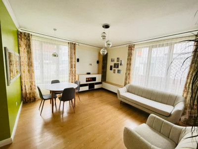 Casa cu 4 camere în duplex || Zona Străzii Câmpului 