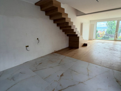 Casa/Vila || Voroneț
